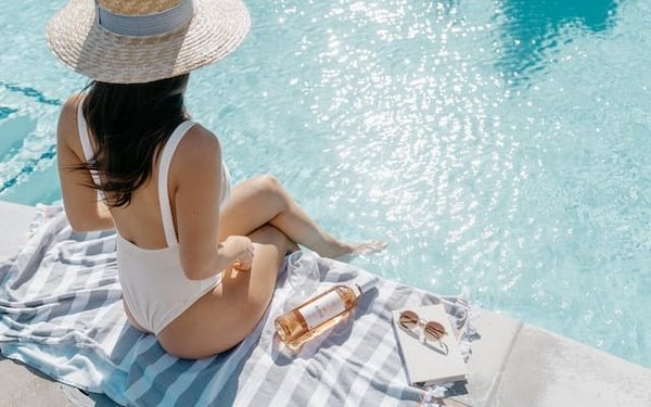 Découvrez les meilleurs campings 4 étoiles avec piscine dans le Var pour vos vacances idéales