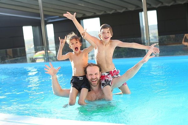 Camping à Hauterives avec piscine