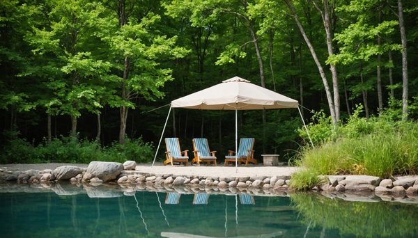 Évadez-vous au camping avec piscine naturelle et plage privée
